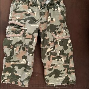 OshKosh B'gosh Camouflage Cargo pants